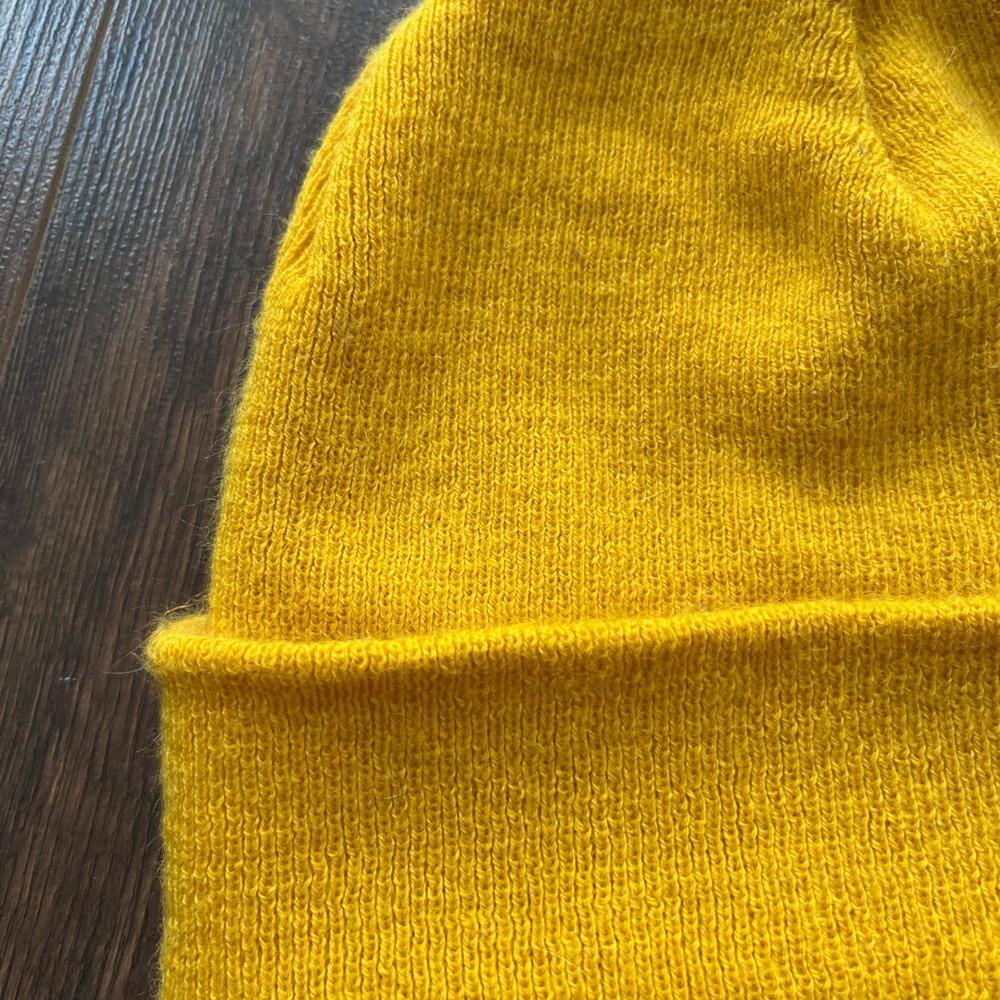 Knit Yellow Toque, Unisex - Picture 2 of 3